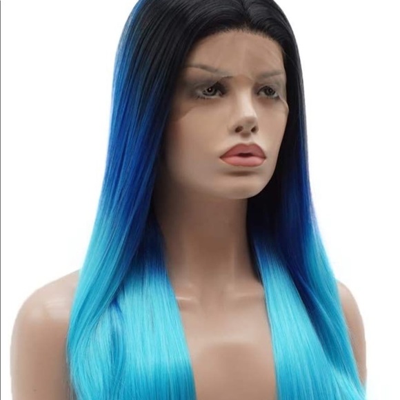 ??MERMAID 24” BLUE OMBRÉ GLUE-LESS LACEFRONT WIG